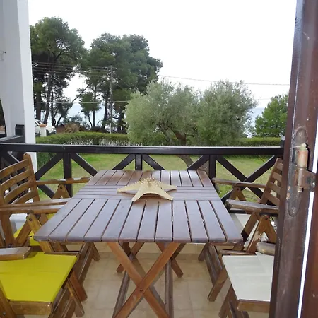 Front Of The Sea Elia Apartment Exterior foto