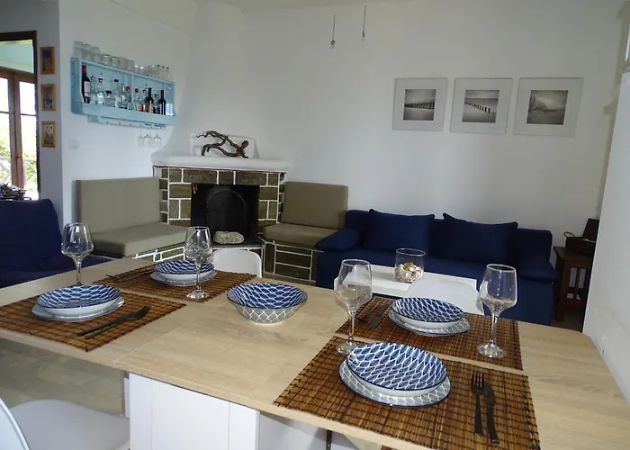 Front Of The Sea Elia Apartment