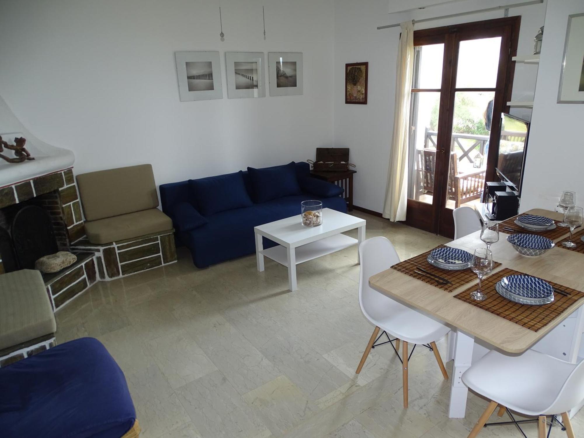 Front Of The Sea Apartment
