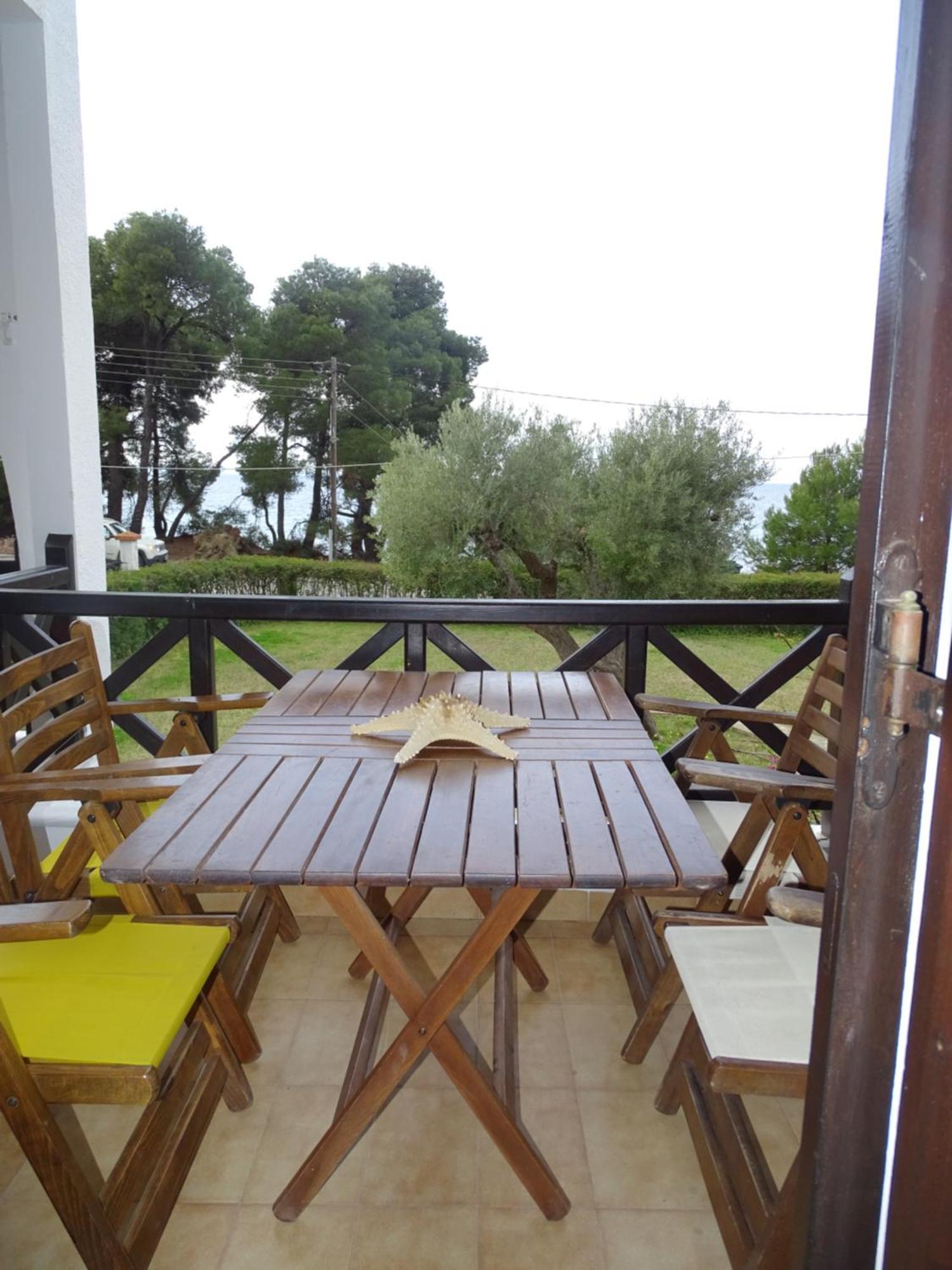 Apartment Front Of The Sea *