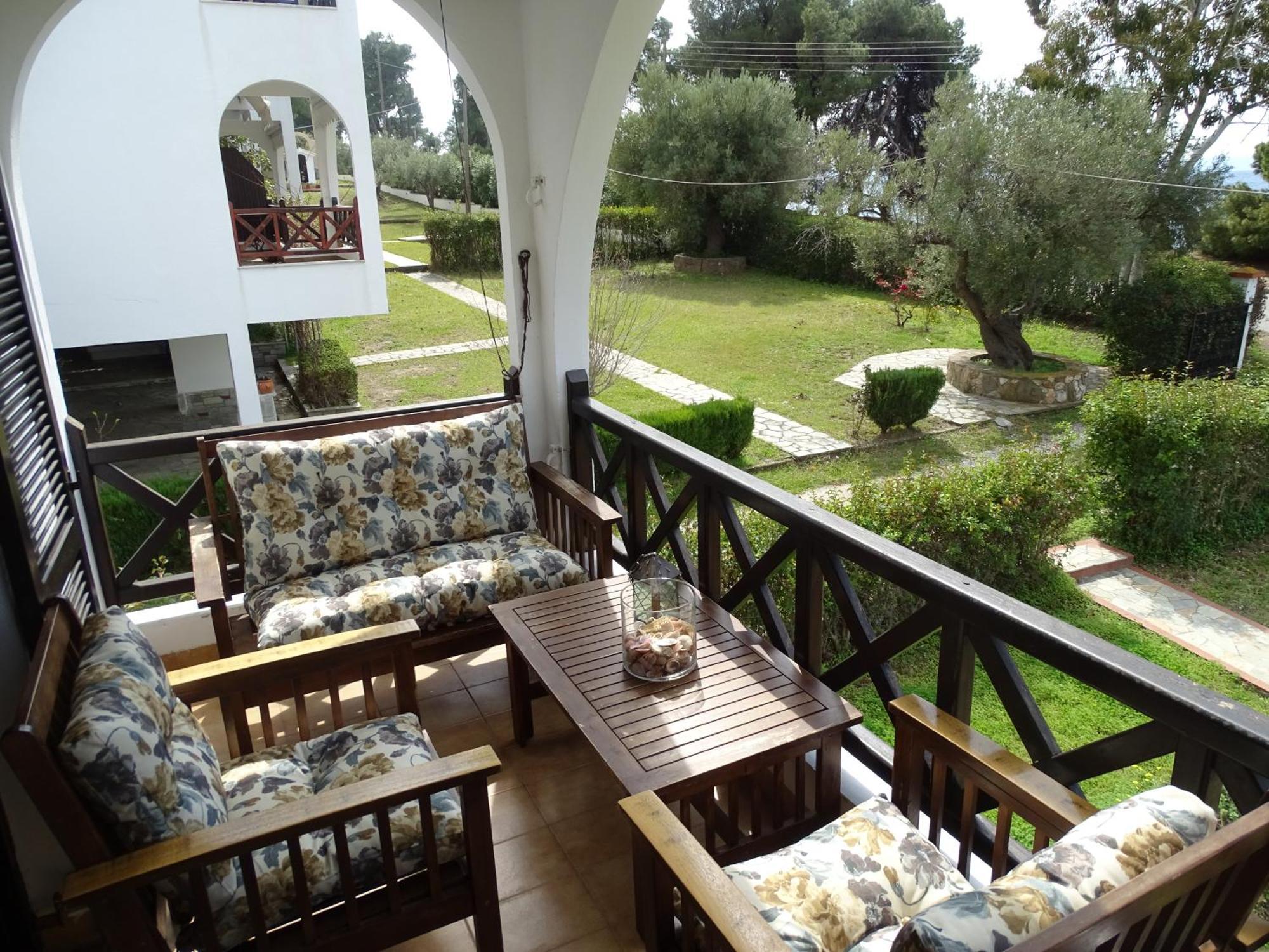 Front Of The Sea Apartment Elia Nikitis