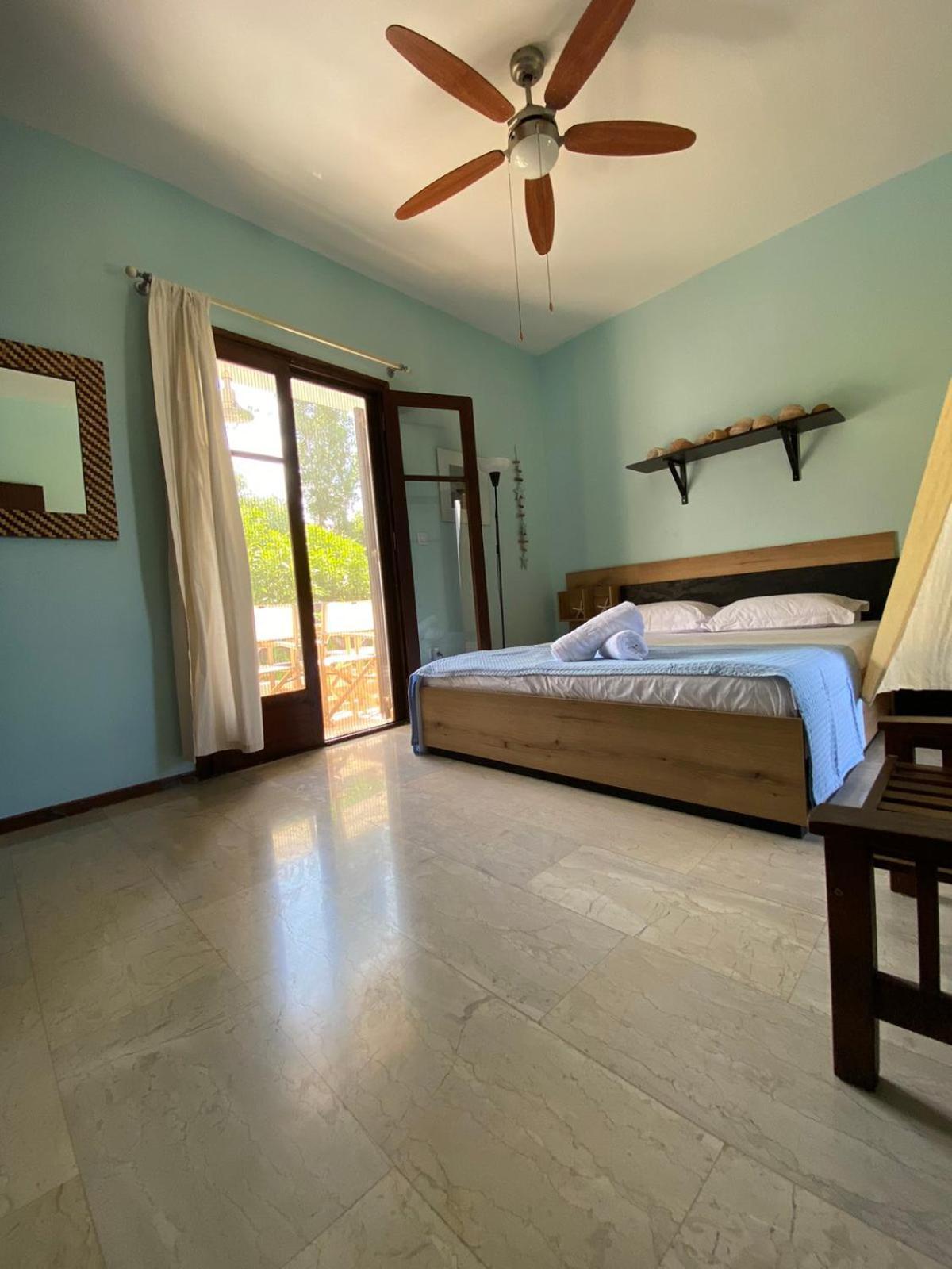 Apartment Front Of The Sea *