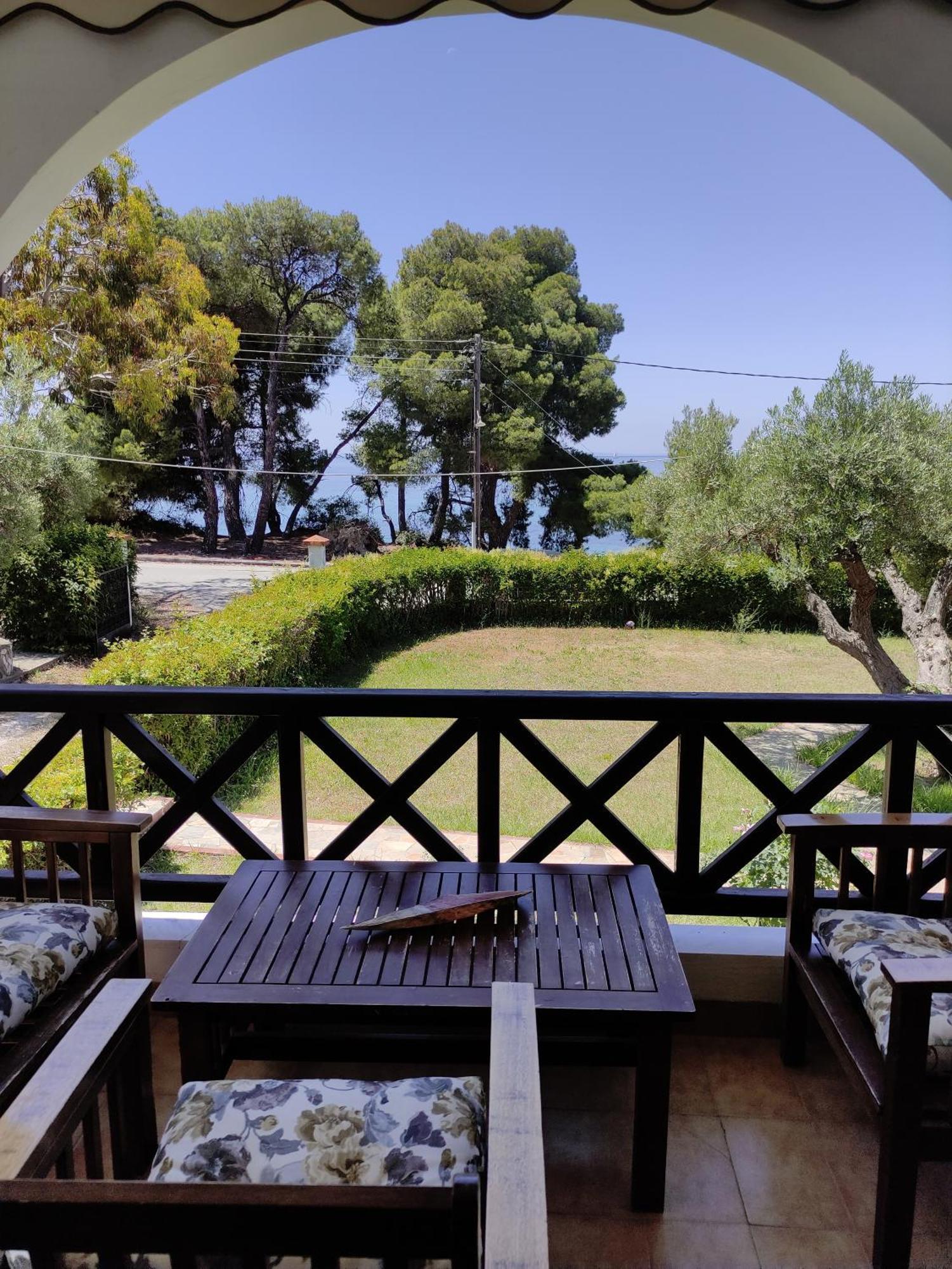 Front Of The Sea Elia Nikitis